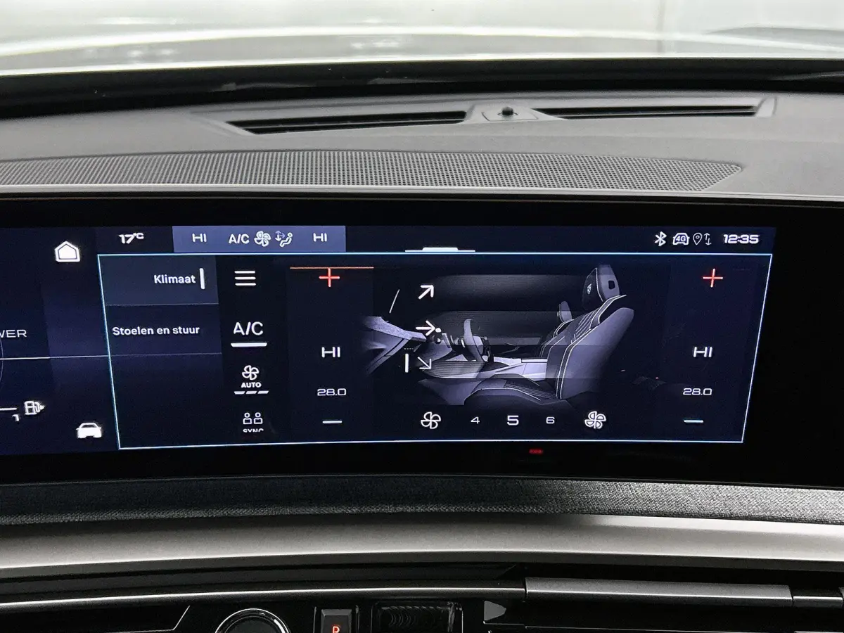 1.2 Hybrid 145pk GT Automaat | 3-Fase | Elektrische Achterklep | Adaptieve Cruise Control | Navigatie | 19"LMV | Matrix-LED | Dodehoekdetectie | Stoelverwarming |