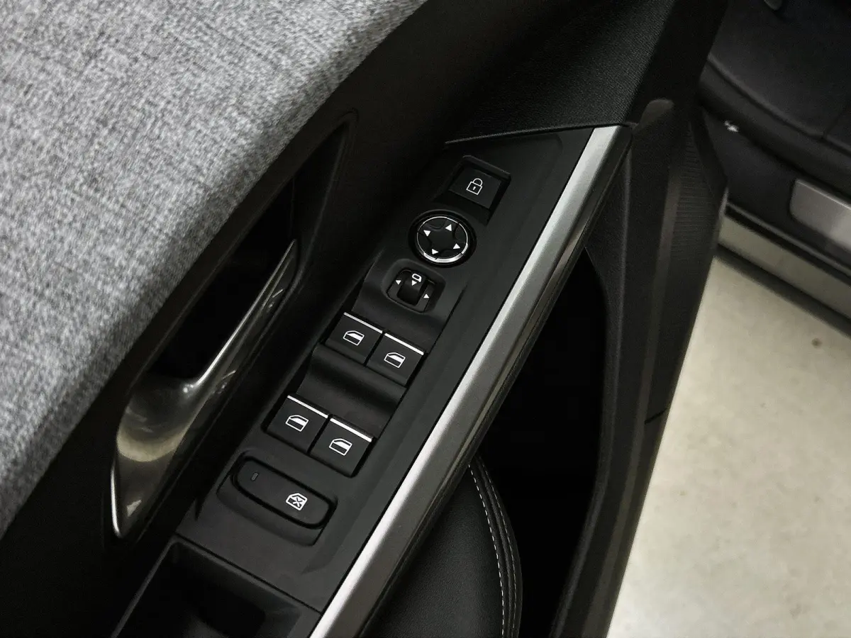 1.2 Hybrid 145pk GT Automaat | 3-Fase | Elektrische Achterklep | Adaptieve Cruise Control | Navigatie | 19"LMV | Matrix-LED | Dodehoekdetectie | Stoelverwarming |