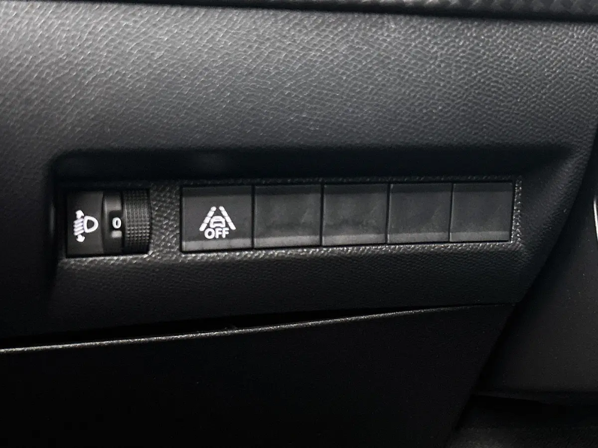 136pk EV Allure Pack 50 kWh Automaat | Achteruitrijcamera | Climate Control | Cruise Control | Parkeersensoren | Stoelverwarming | Stof/kunstleder | Keyless | Apple Carplay / Android Auto | 