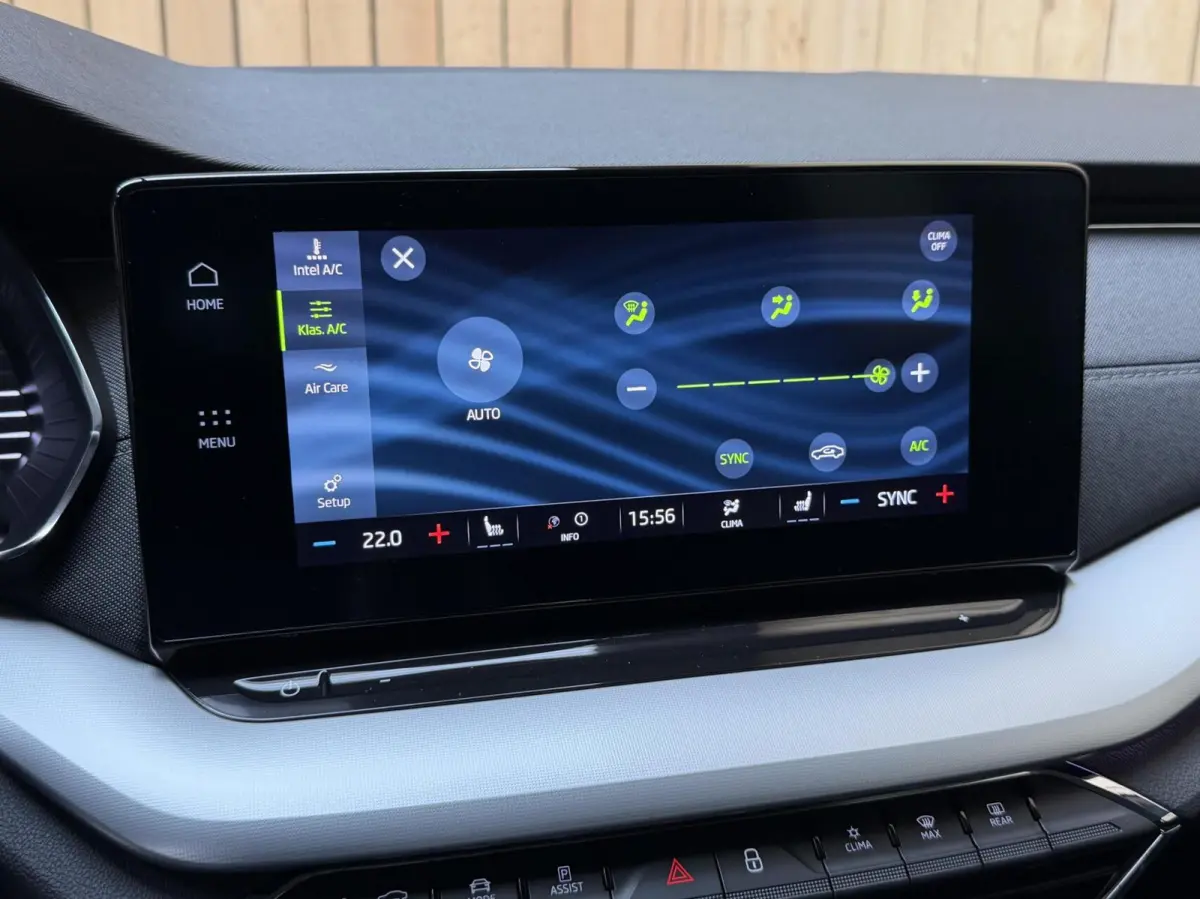 1.0 TSI Business Edition Plus Apple CarPlay/Android Auto | Cruise & climate control | Dode hoek detectie | LED koplampen | Navigatiesysteem | Stoel en stuurwielverwarming | Parkeersensoren v