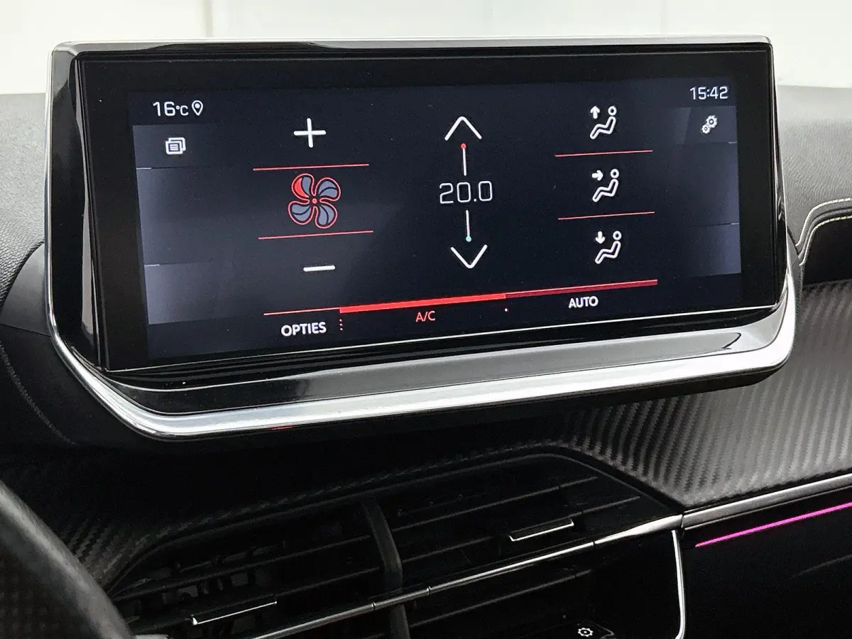 1.2 130pk GT-Line Automaat | Glazendak | Navigatie | Adaptieve Cruise Control | Climate Control | Achteruitrijcamera | 17"LMV | LED | Apple Carplay/Android Auto |