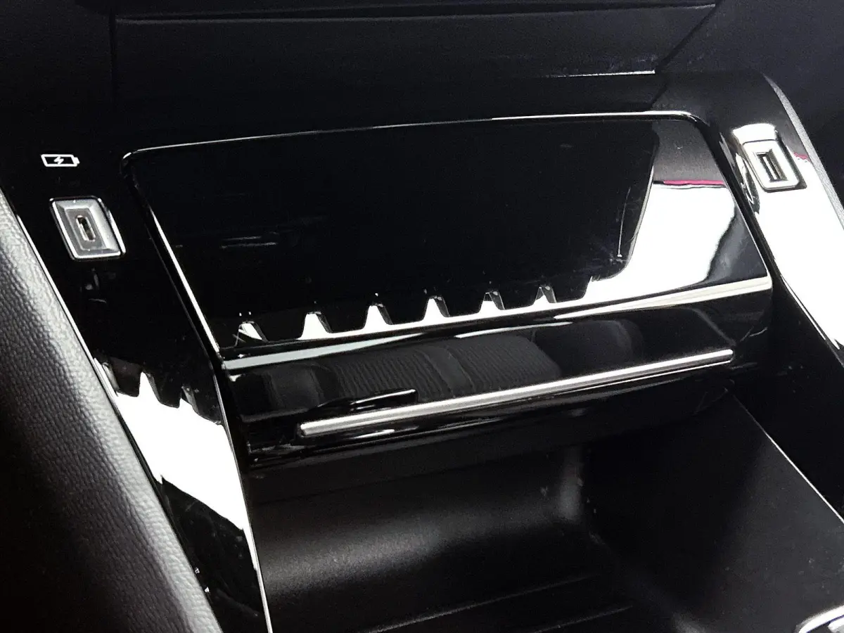 1.2 130pk GT-Line Automaat | Glazendak | Navigatie | Adaptieve Cruise Control | Climate Control | Achteruitrijcamera | 17"LMV | LED | Apple Carplay/Android Auto |
