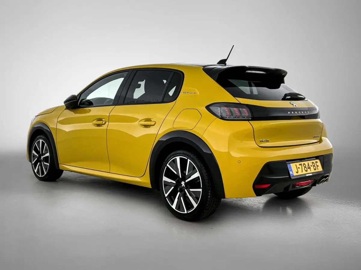 1.2 130pk GT-Line Automaat | Glazendak | Navigatie | Adaptieve Cruise Control | Climate Control | Achteruitrijcamera | 17"LMV | LED | Apple Carplay/Android Auto |