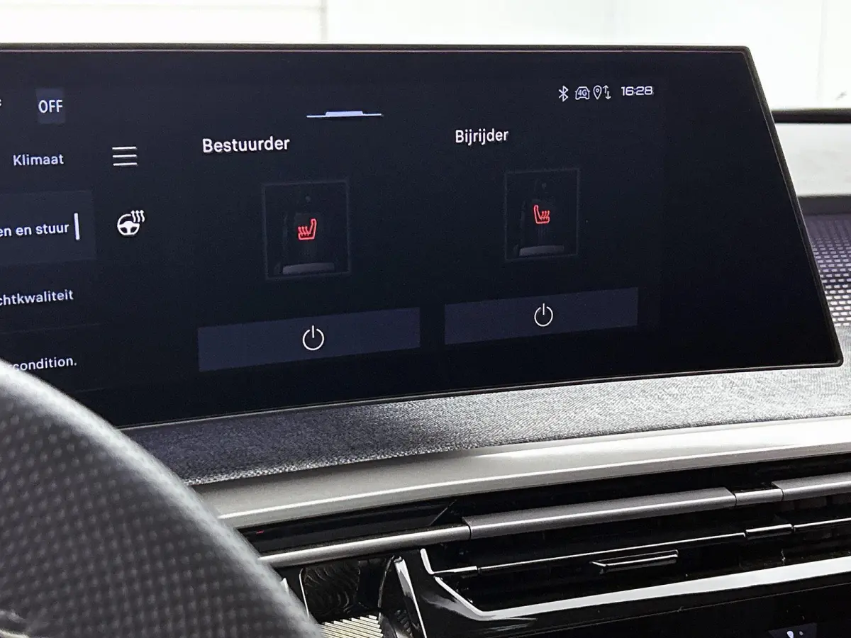 GT Avantage 210pk 73 kWh Automaat | Tot 8 Jaar Garantie | Schuif-/kanteldak | Elektrisch Verstelb. Bestuurdersstoel | Focal-Geluidssysteem | Drive Assist Plus Pack | 3 Fase | Warmtepomp | El