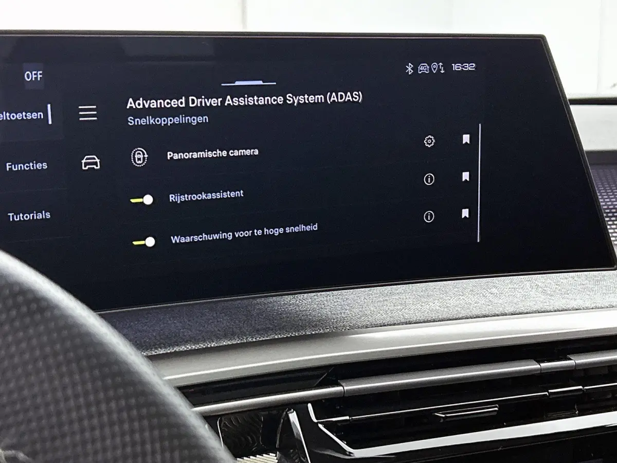 GT Avantage 210pk 73 kWh Automaat | Tot 8 Jaar Garantie | Schuif-/kanteldak | Elektrisch Verstelb. Bestuurdersstoel | Focal-Geluidssysteem | Drive Assist Plus Pack | 3 Fase | Warmtepomp | El