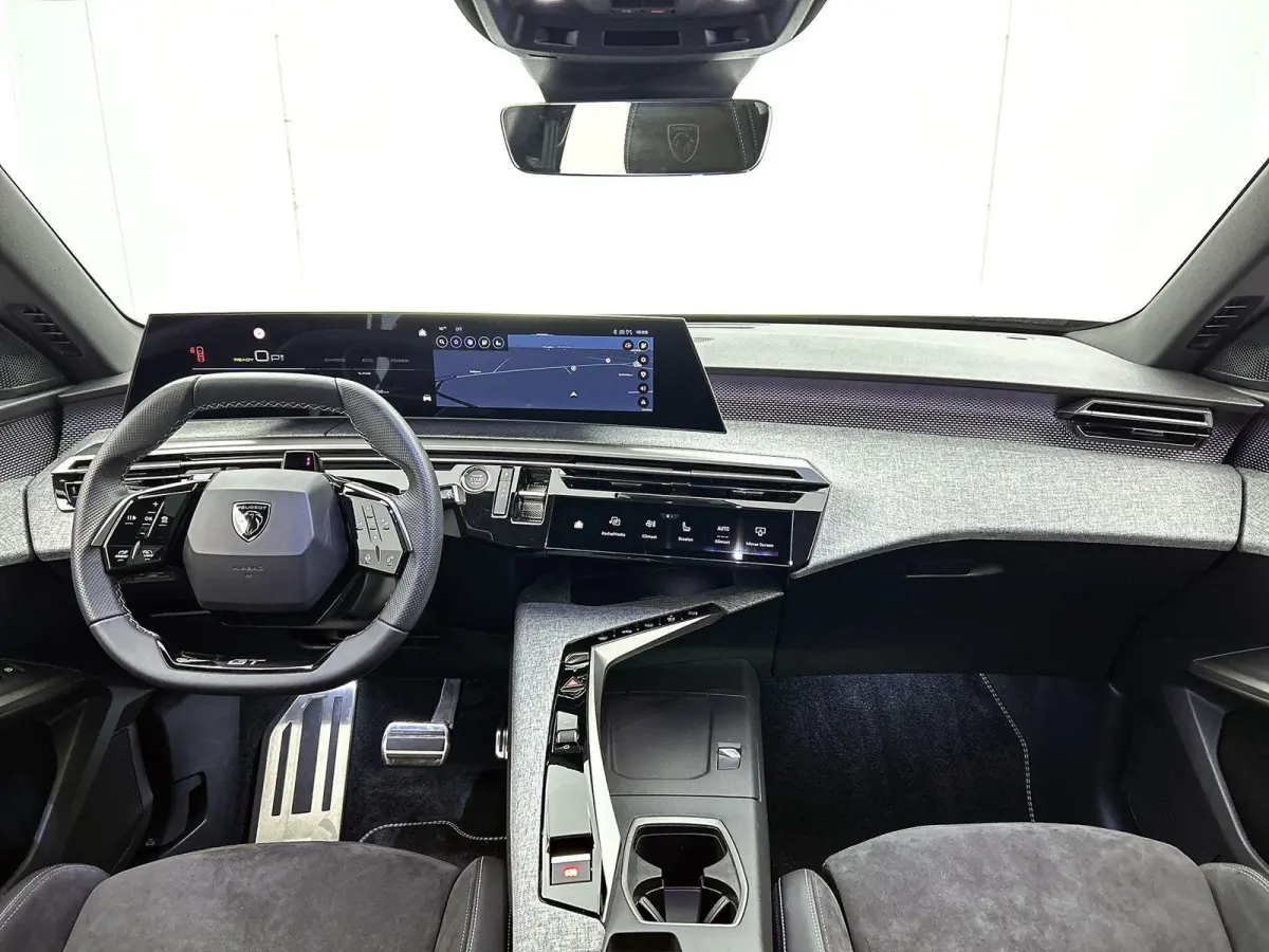 GT Avantage 210pk 73 kWh Automaat | Tot 8 Jaar Garantie | Schuif-/kanteldak | Elektrisch Verstelb. Bestuurdersstoel | Focal-Geluidssysteem | Drive Assist Plus Pack | 3 Fase | Warmtepomp | El