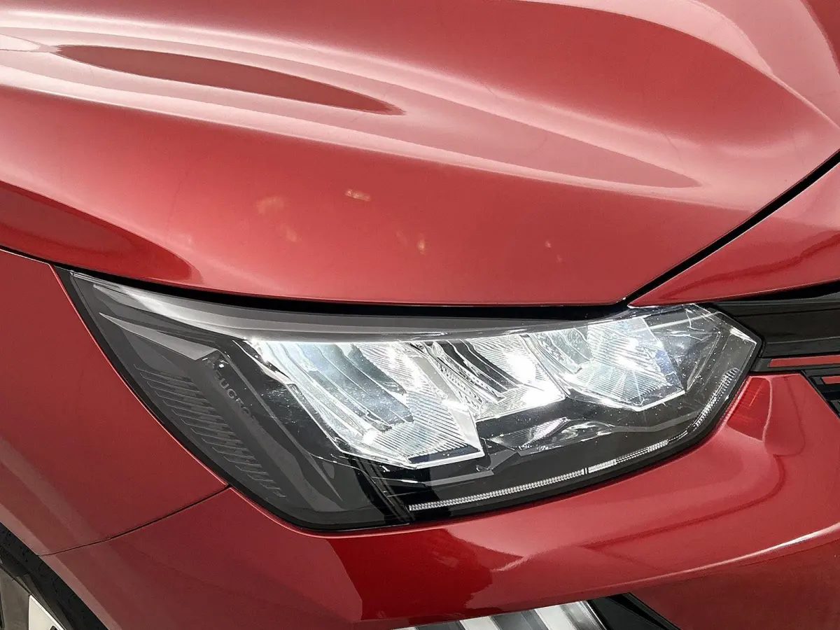1.2 Hybrid 110pk Allure Automaat | Navigatie | Camera | Cruise Control | 16"LMV | Apple Carplay/Android Auto | Parkeersensoren |