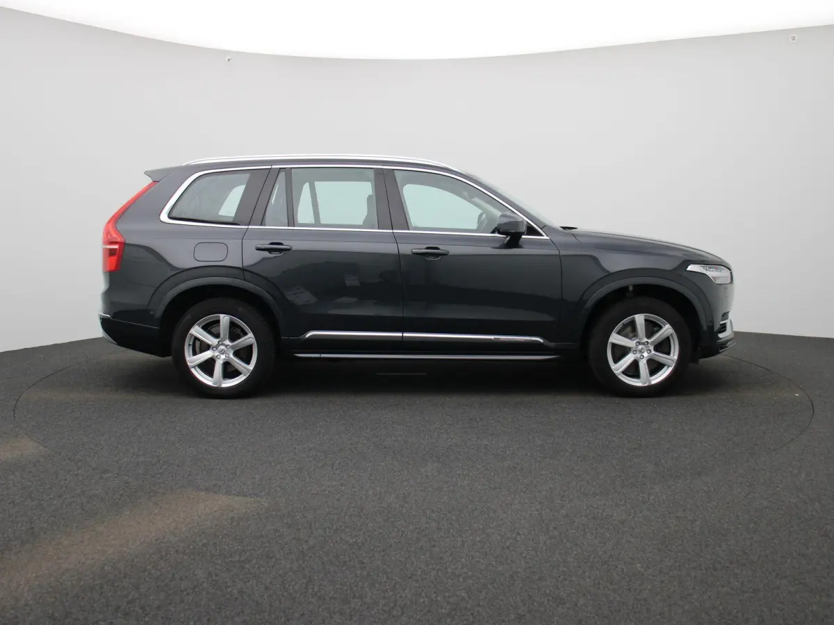 2.0 T8 4WD Geartronic Momentum Pro 7-ZITTER | WORDT VERWACHT |