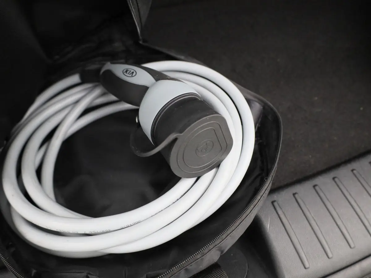 Pulse 1.6 PHEV 4WD AT | 7-ZITTER | TREKHAAK | LEDER | STOELVERWARMING | STOELKOELING | ELEKTRISCHE STOELEN | ELEKTRISCHE ACHTERKLEP | ACHTERUITRIJCAMERA |