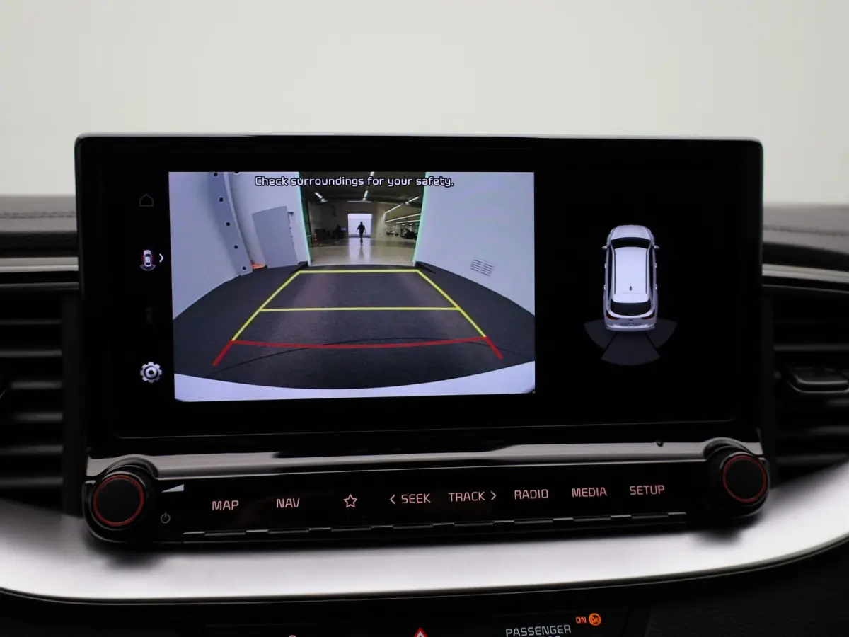 1.5 T-GDi GT-Line | Panoramadak | Navigatie | Half leder | Apple Carplay / Android Auto | Climate Control | Camera | Elec. Achterklep | Stoel- Stuurverwarming | DAB | Cruise Control | LMV |