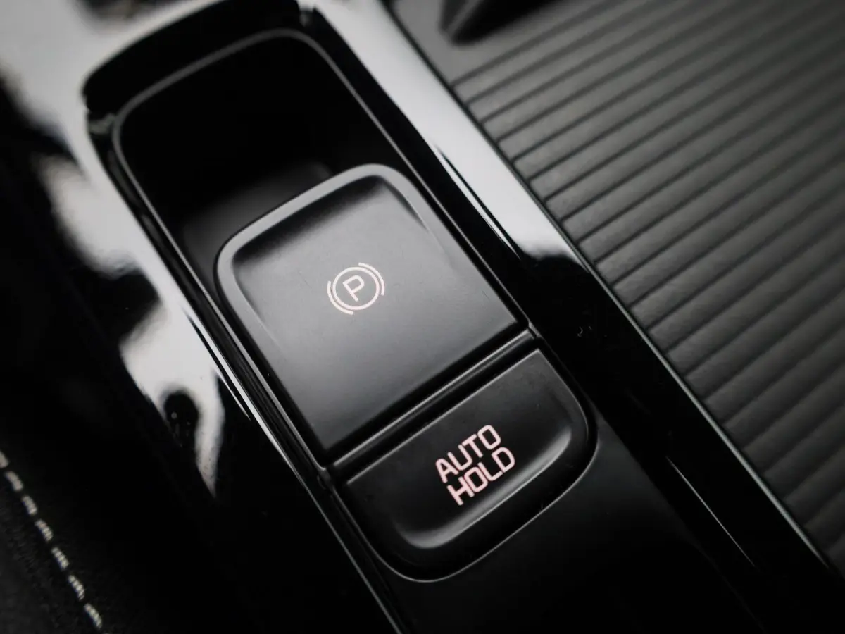 1.5 T-GDi GT-Line | Panoramadak | Navigatie | Half leder | Apple Carplay / Android Auto | Climate Control | Camera | Elec. Achterklep | Stoel- Stuurverwarming | DAB | Cruise Control | LMV |