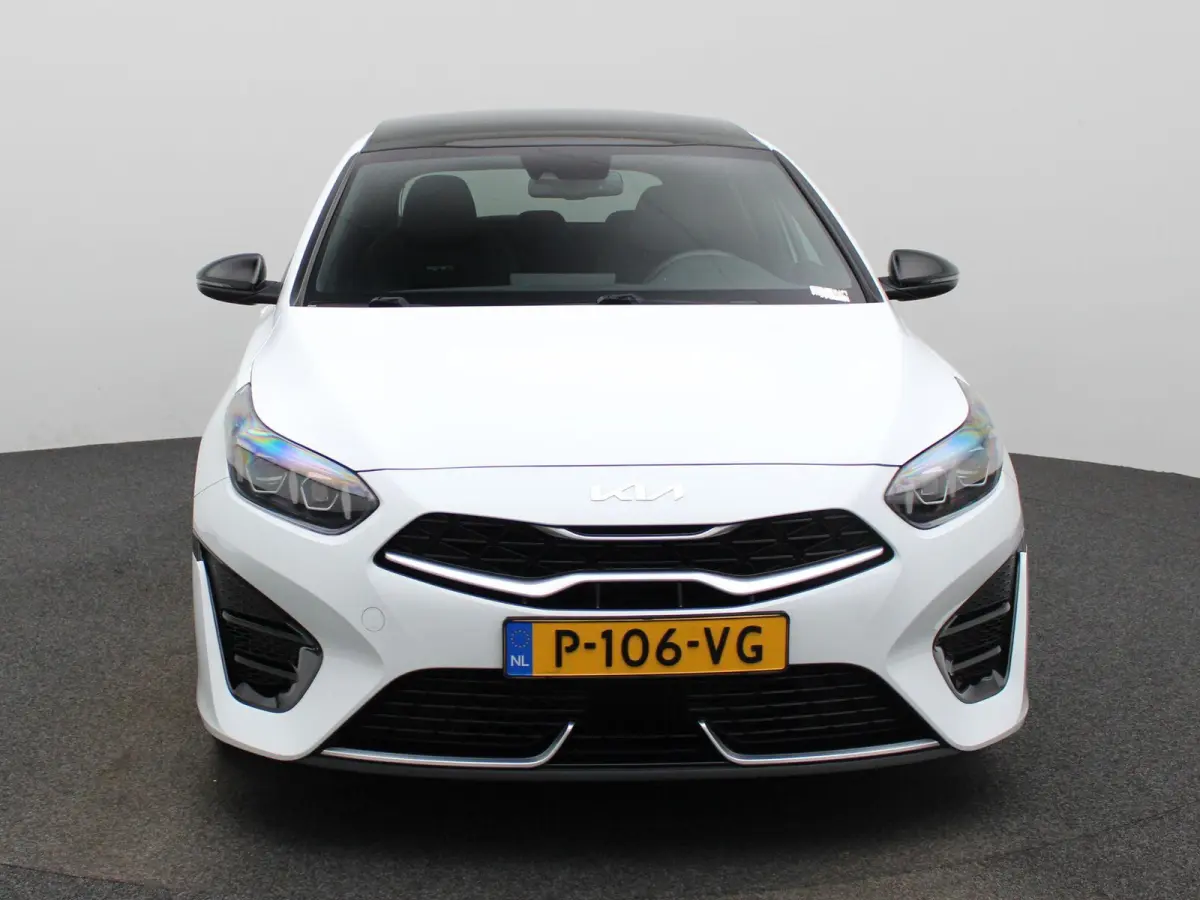 1.5 T-GDi GT-Line | Panoramadak | Navigatie | Half leder | Apple Carplay / Android Auto | Climate Control | Camera | Elec. Achterklep | Stoel- Stuurverwarming | DAB | Cruise Control | LMV |