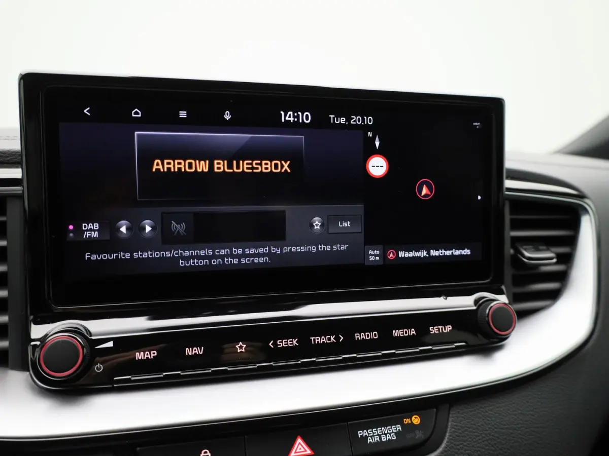 1.5 T-GDi GT-Line | Panoramadak | Navigatie | Half leder | Apple Carplay / Android Auto | Climate Control | Camera | Elec. Achterklep | Stoel- Stuurverwarming | DAB | Cruise Control | LMV |