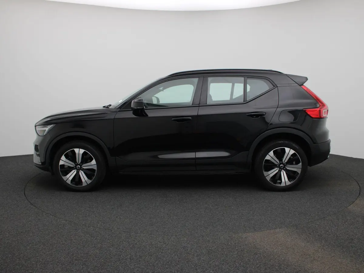 Core | Automaat | Apple Carplay / Android Auto | Virtual Cockpit | Achteruitrijcamera | Climate Control | Cruise Control | Bluetooth | Lichtmetalen Velgen |
