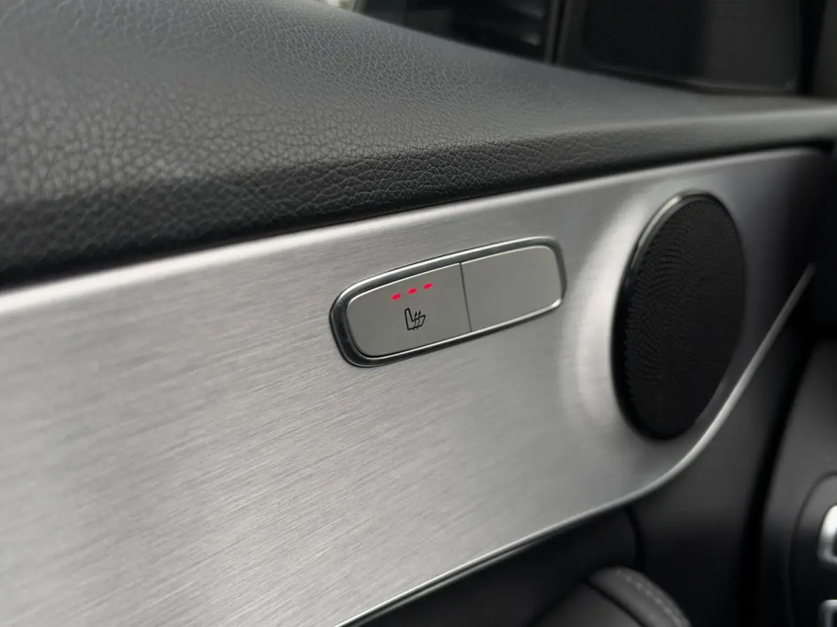 220 CDI Prestige Automaat | Camera | Navigatie | Cruise | Climate | LED | Sensoren | Stoelverwarming