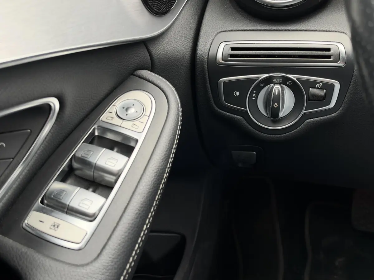 220 CDI Prestige Automaat | Camera | Navigatie | Cruise | Climate | LED | Sensoren | Stoelverwarming