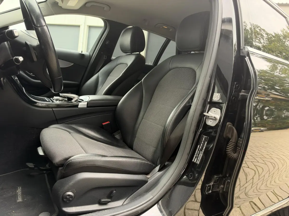 220 CDI Prestige Automaat | Camera | Navigatie | Cruise | Climate | LED | Sensoren | Stoelverwarming
