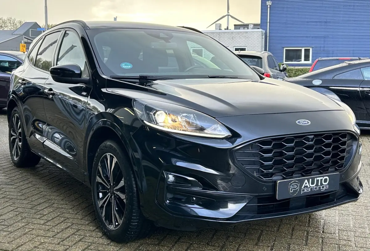 2.5 PHEV ST-Line 225PK | AUTOMAAT | 1e Eigenaar! | NL AUTO | NAP | 19 Inch | Afneembare Trekhaak | 1500KG Trekgewicht | Camera Voor en Achter | Dodehoekdetectie | Digital Cockpit | Keyless |
