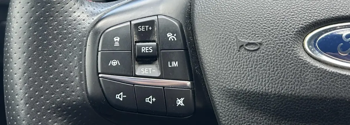 2.5 PHEV ST-Line 225PK | AUTOMAAT | 1e Eigenaar! | NL AUTO | NAP | 19 Inch | Afneembare Trekhaak | 1500KG Trekgewicht | Camera Voor en Achter | Dodehoekdetectie | Digital Cockpit | Keyless |