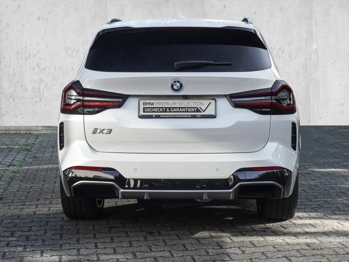 M-SPORT 80 kWh (210kW/286pk) ** LED, LEDER, PANO, TREKH, VERW. STUUR, 20-inch LMV ** 1e EIG - UNFALLFREI ** ** INFORMEER OOK NAAR ONZE AANTREKKELIJKE FINANCIAL-LEASE TARIEVEN **