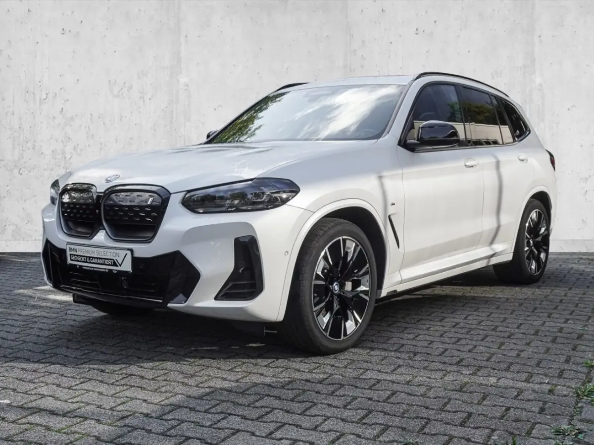 M-SPORT 80 kWh (210kW/286pk) ** LED, LEDER, PANO, TREKH, VERW. STUUR, 20-inch LMV ** 1e EIG - UNFALLFREI ** ** INFORMEER OOK NAAR ONZE AANTREKKELIJKE FINANCIAL-LEASE TARIEVEN **