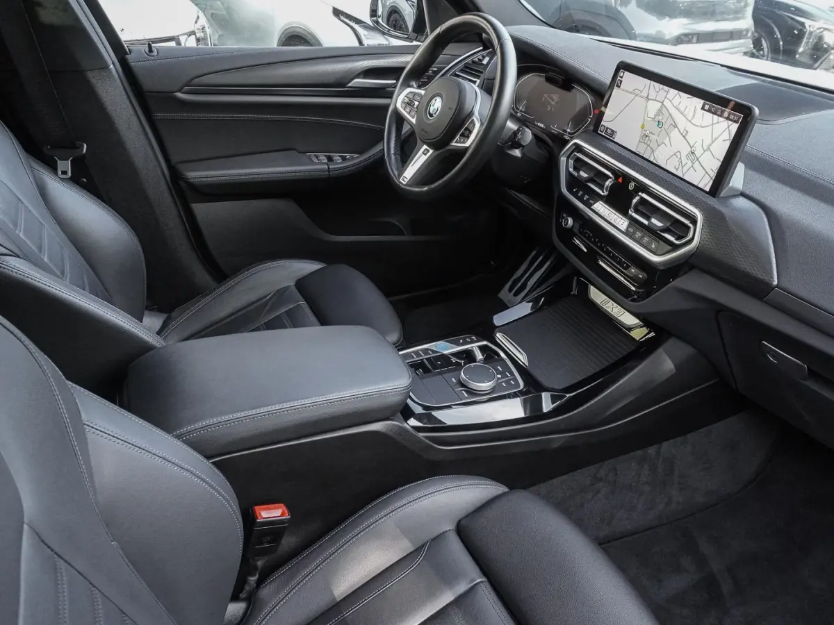 M-SPORT 80 kWh (210kW/286pk) ** LED, LEDER, PANO, TREKH, VERW. STUUR, 20-inch LMV ** 1e EIG - UNFALLFREI ** ** INFORMEER OOK NAAR ONZE AANTREKKELIJKE FINANCIAL-LEASE TARIEVEN **