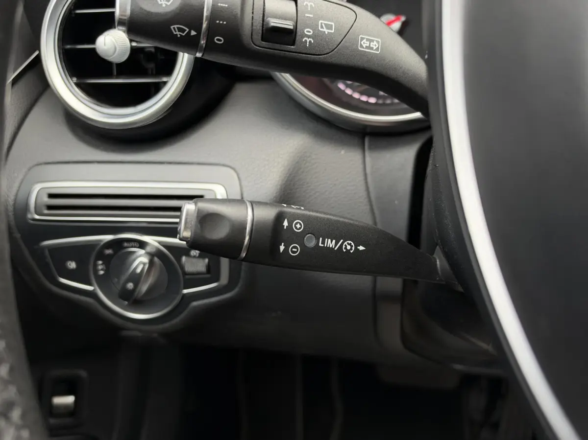 180 CDI Premium Plus | Leder | Xenon | Navigatie | Trekhaak | Cruise | Climate | Stoelverwarming