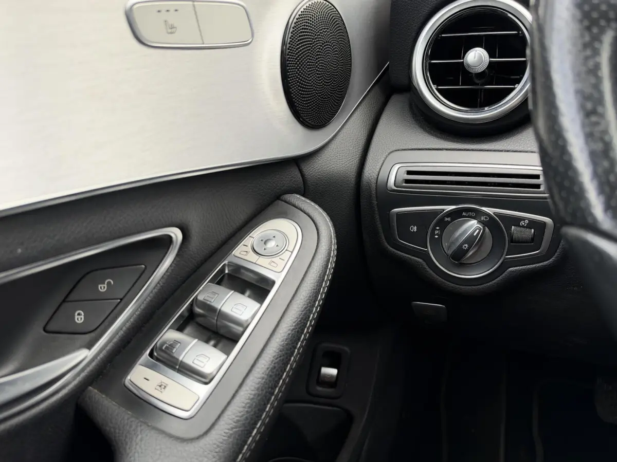 180 CDI Premium Plus | Leder | Xenon | Navigatie | Trekhaak | Cruise | Climate | Stoelverwarming