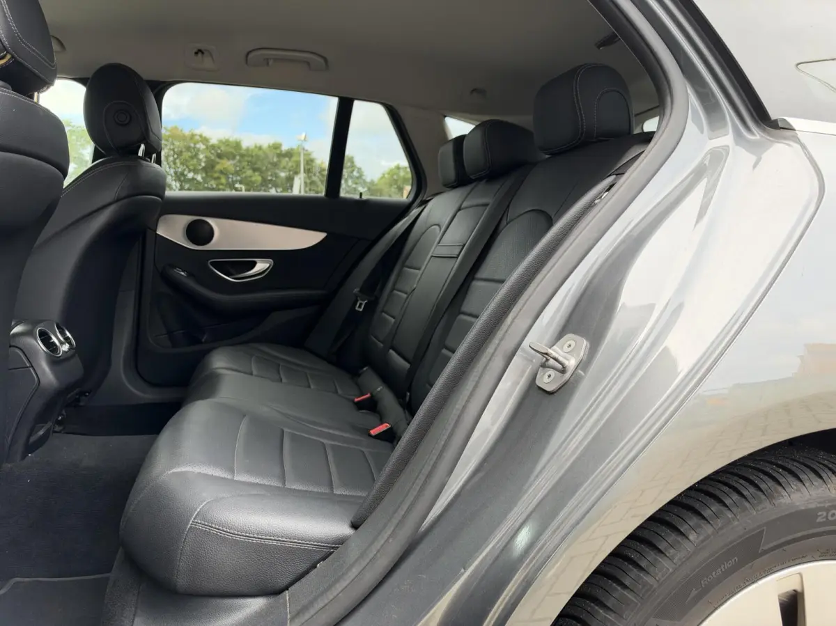 180 CDI Premium Plus | Leder | Xenon | Navigatie | Trekhaak | Cruise | Climate | Stoelverwarming