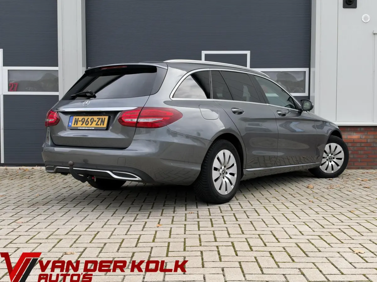 180 CDI Premium Plus | Leder | Xenon | Navigatie | Trekhaak | Cruise | Climate | Stoelverwarming