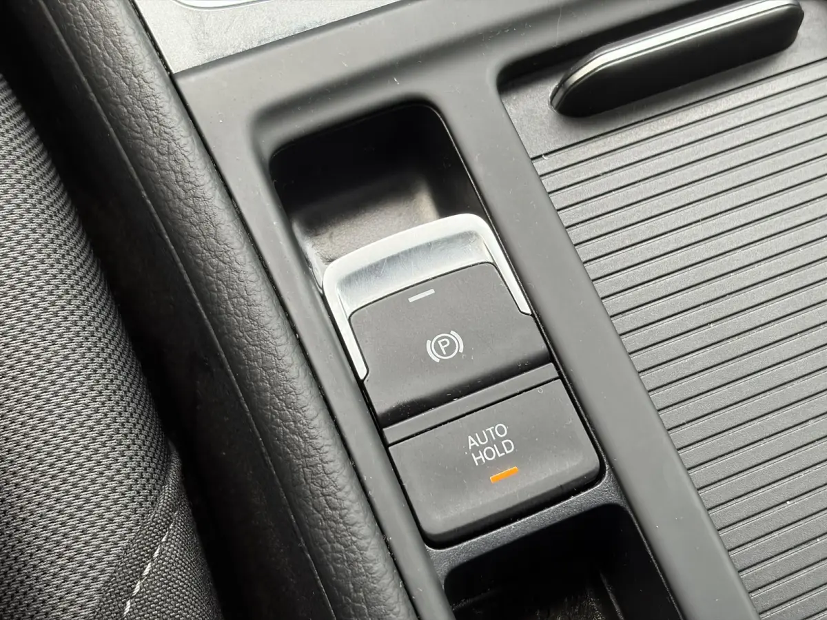 E-DITION ✓SOH 90.63%✓2e Eigenaar✓Carplay✓Navi✓Clima✓Cruise✓Pdc V+A✓Lm velgen✓136pk✓Recent beurt gehad✓Weinig Km✓Zeer Zuinig✓N.A.P✓Apk tot 05-2028