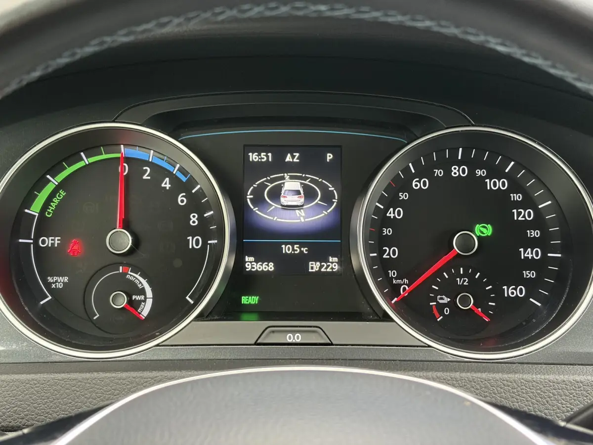 E-DITION ✓SOH 90.63%✓2e Eigenaar✓Carplay✓Navi✓Clima✓Cruise✓Pdc V+A✓Lm velgen✓136pk✓Recent beurt gehad✓Weinig Km✓Zeer Zuinig✓N.A.P✓Apk tot 05-2028