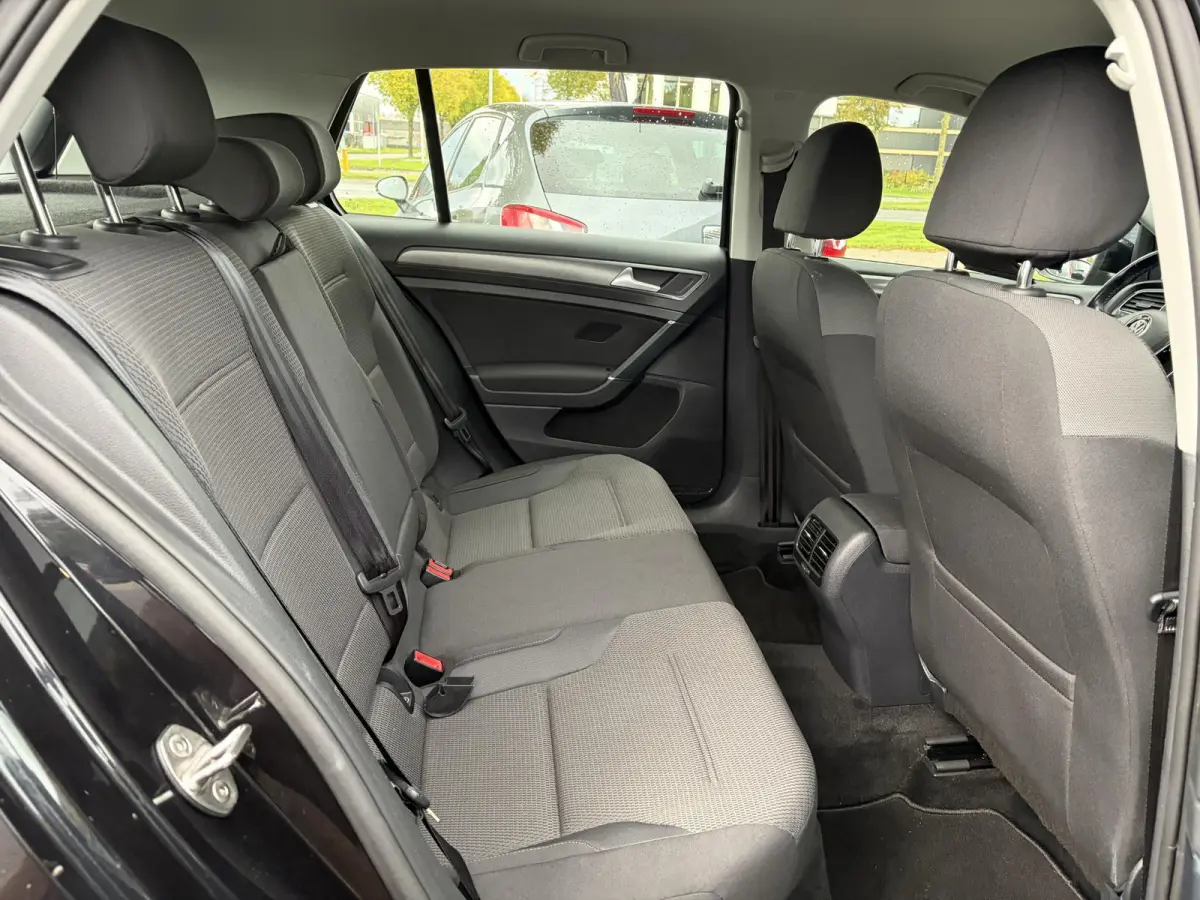 E-DITION ✓SOH 90.63%✓2e Eigenaar✓Carplay✓Navi✓Clima✓Cruise✓Pdc V+A✓Lm velgen✓136pk✓Recent beurt gehad✓Weinig Km✓Zeer Zuinig✓N.A.P✓Apk tot 05-2028
