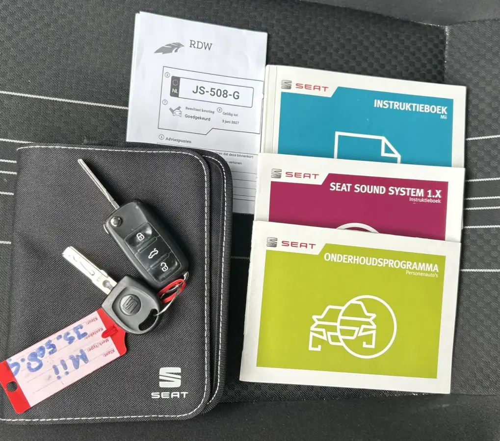 1.0 Sport Connect | LUXE | NL AUTO | NAP | Nette Staat | 5-Deurs | Cruise control | Airco | Parkeersensoren | Lichtmetalen Velgen | Seat Sound | Privacy Glass | 2 sleutels | APK tot 03-06-20