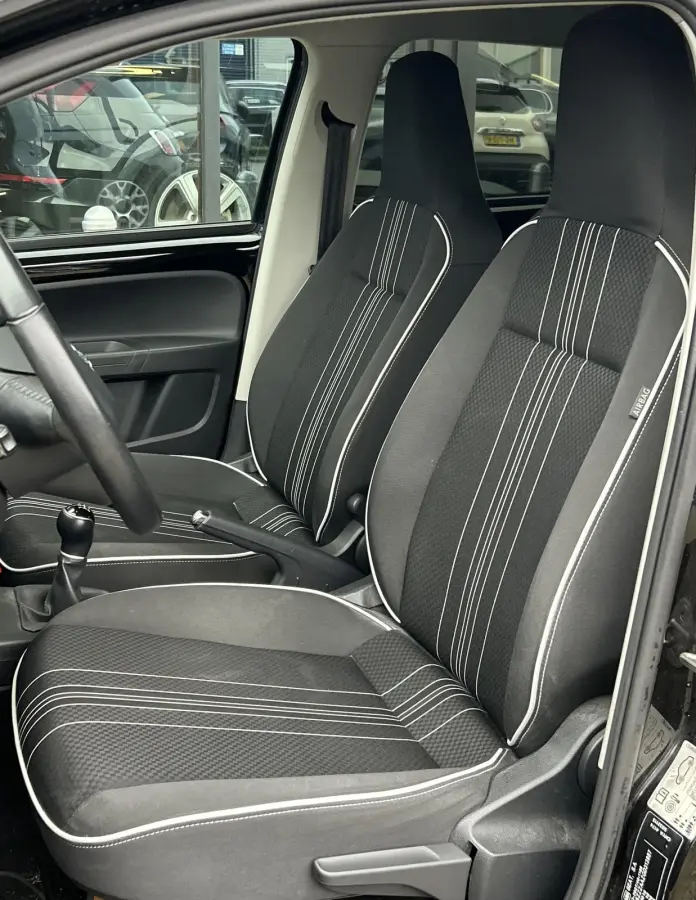 1.0 Sport Connect | LUXE | NL AUTO | NAP | Nette Staat | 5-Deurs | Cruise control | Airco | Parkeersensoren | Lichtmetalen Velgen | Seat Sound | Privacy Glass | 2 sleutels | APK tot 03-06-20