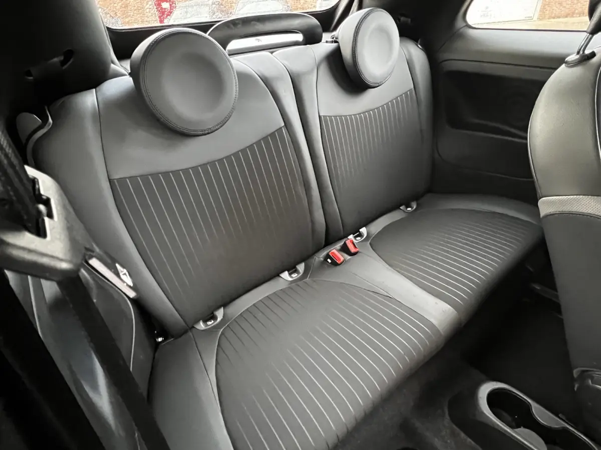 1.0 Hybrid Rockstar Cabrio | Sport Pakket | CarPlay | Climate | 16" LM Velgen | Leder Sport Int | Orig Nederlands | Navigatie | 1 Eigenaar!