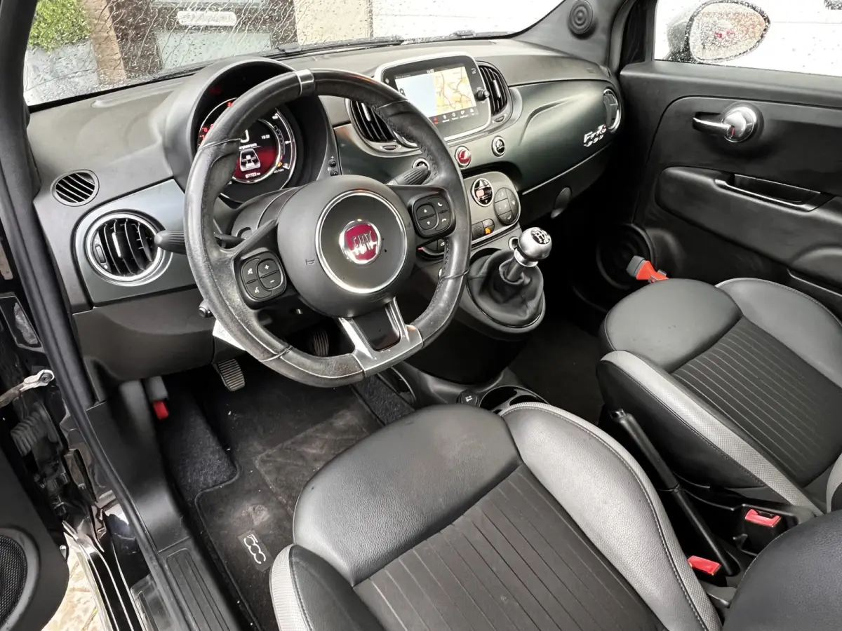 1.0 Hybrid Rockstar Cabrio | Sport Pakket | CarPlay | Climate | 16" LM Velgen | Leder Sport Int | Orig Nederlands | Navigatie | 1 Eigenaar!