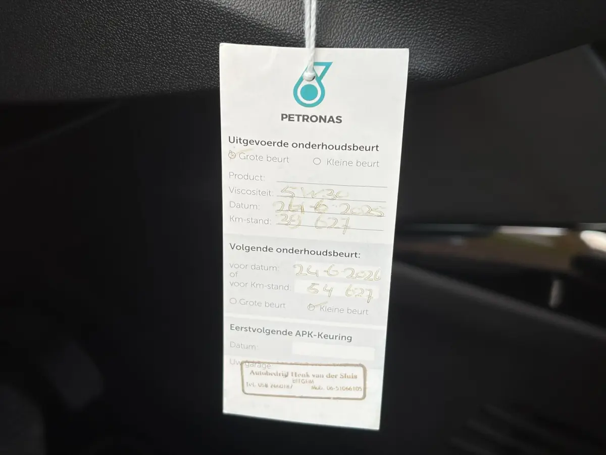 1.2 PureTech Allure ✓Camera✓Navi✓Carplay✓Halfleder✓110pk✓Dealer Onderhouden✓Clima✓Cruise✓Pdc✓Lm velgen✓Automaat✓N.A.P✓Apk tot 03-2027