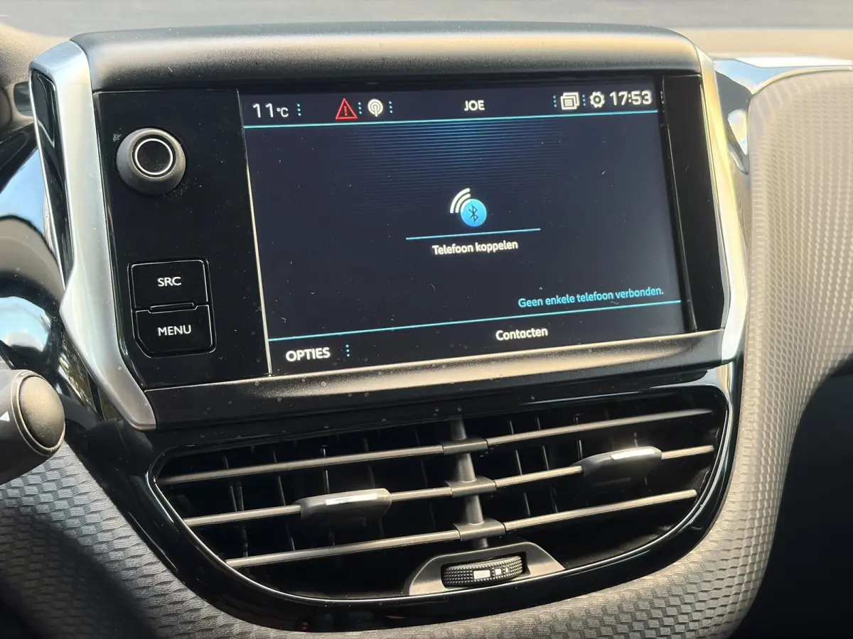 1.2 PureTech Allure ✓Camera✓Navi✓Carplay✓Halfleder✓110pk✓Dealer Onderhouden✓Clima✓Cruise✓Pdc✓Lm velgen✓Automaat✓N.A.P✓Apk tot 03-2027