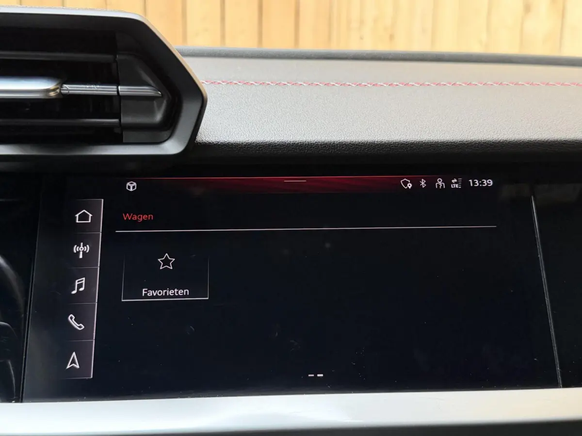 45 TFSI e S edition Competition SoH 93,33% | Apple CarPlay/Android Auto | Cruise & climate control | Lichtmetalen velgen | Leren bekleding | Navigatiesysteem | Parkeersensoren achter | Stoel