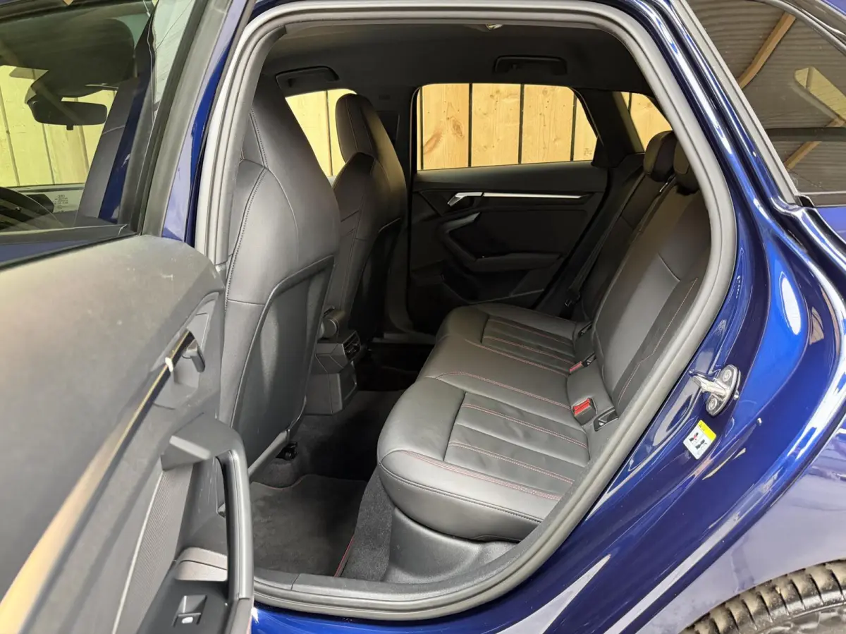 45 TFSI e S edition Competition SoH 93,33% | Apple CarPlay/Android Auto | Cruise & climate control | Lichtmetalen velgen | Leren bekleding | Navigatiesysteem | Parkeersensoren achter | Stoel