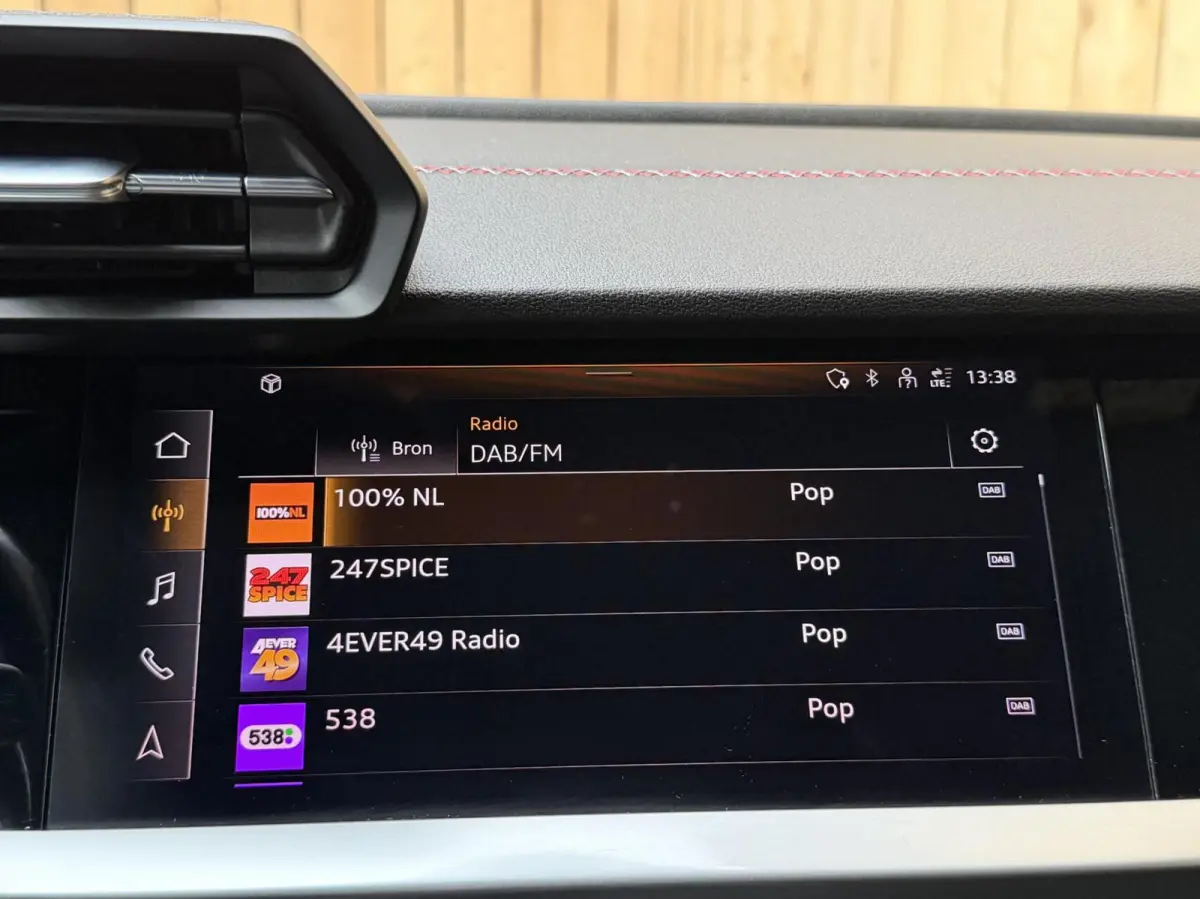 45 TFSI e S edition Competition SoH 93,33% | Apple CarPlay/Android Auto | Cruise & climate control | Lichtmetalen velgen | Leren bekleding | Navigatiesysteem | Parkeersensoren achter | Stoel