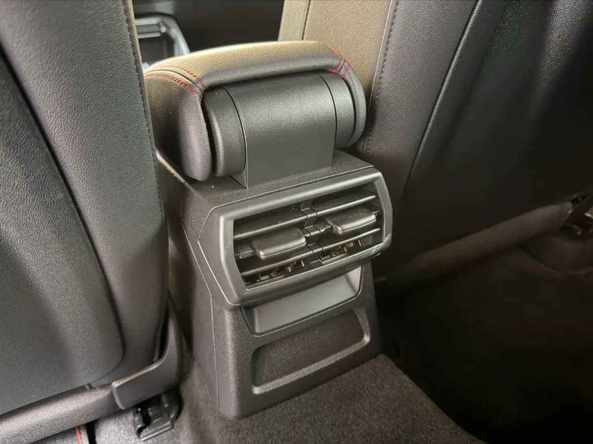45 TFSI e S edition Competition SoH 93,33% | Apple CarPlay/Android Auto | Cruise & climate control | Lichtmetalen velgen | Leren bekleding | Navigatiesysteem | Parkeersensoren achter | Stoel