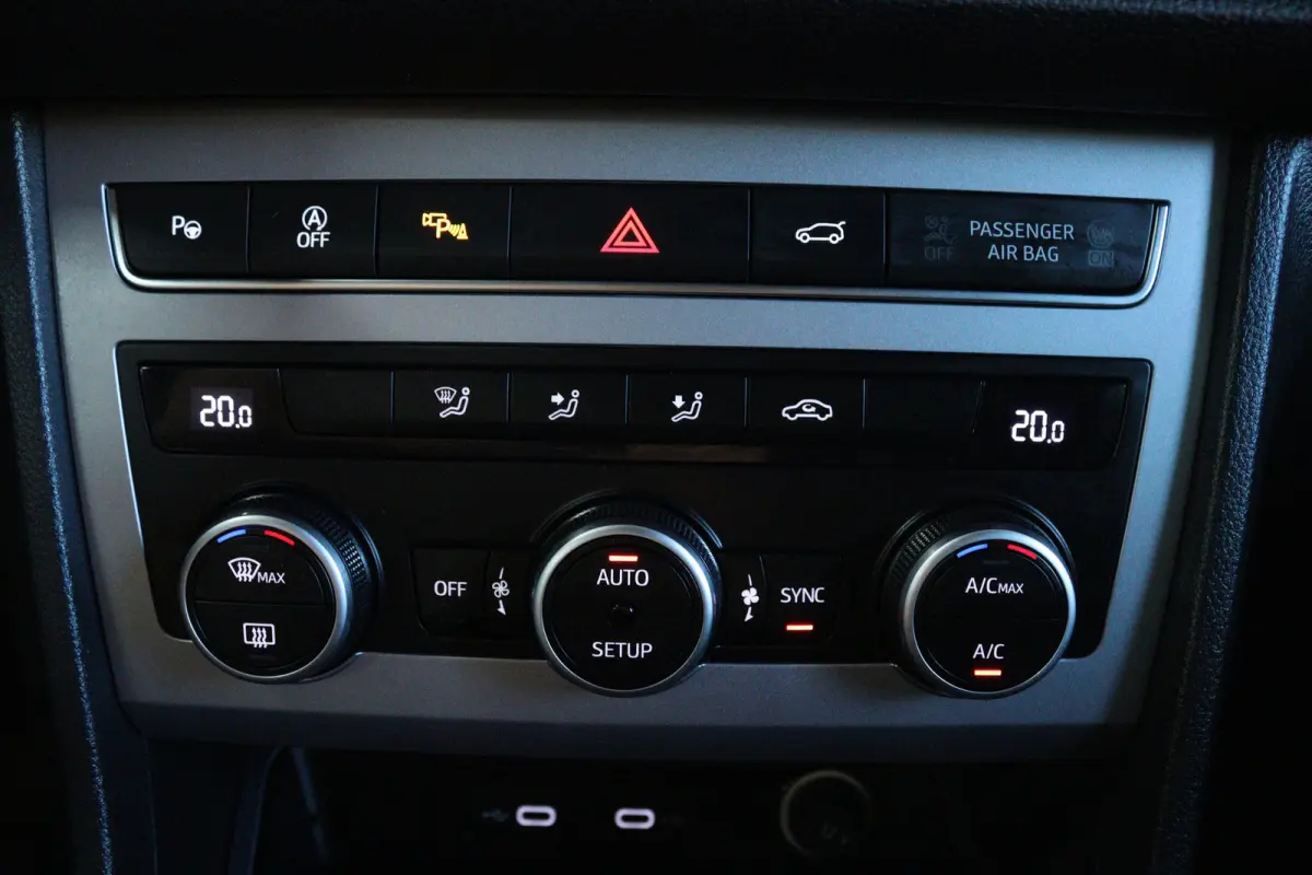1.5 TSI FR Business Intense
