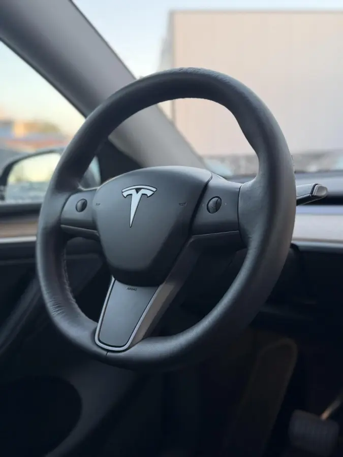 Long Range AWD 75 kWh