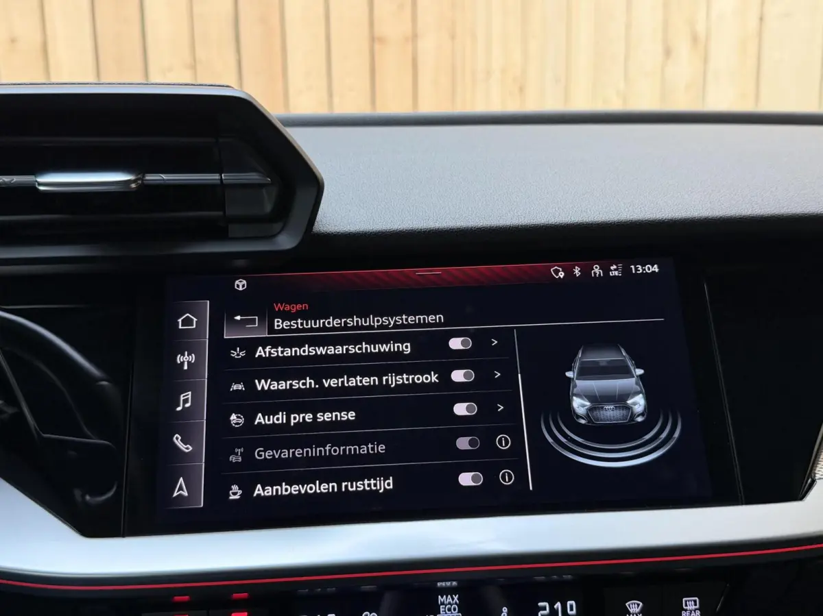 40 TFSI e Advanced edition SoH 97,6% | Apple CarPlay/Android Auto | Cruise & climate control | LED verlichting | Navigatiesysteem | Sfeerverlichting | Sportstoelen | Parkeersensoren achter |