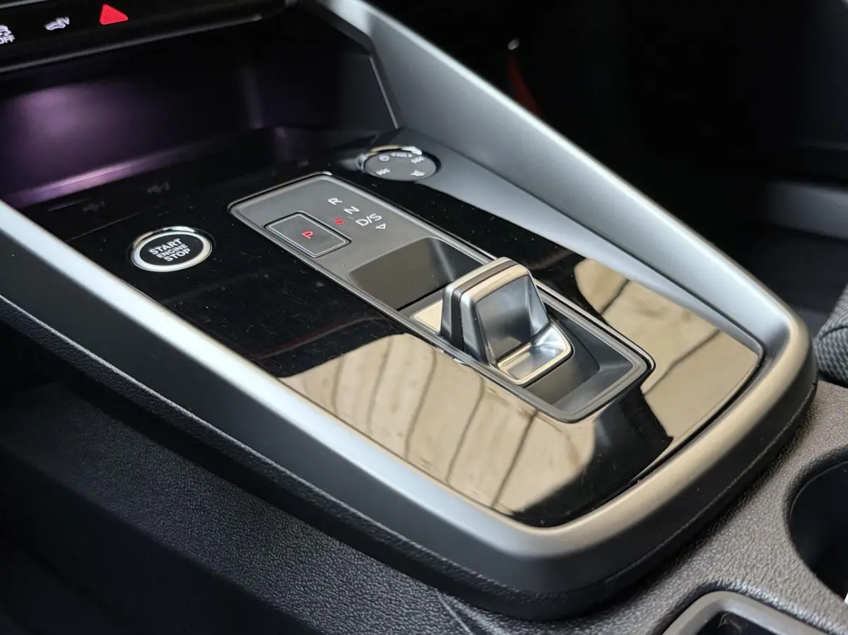40 TFSI e Advanced edition SoH 97,6% | Apple CarPlay/Android Auto | Cruise & climate control | LED verlichting | Navigatiesysteem | Sfeerverlichting | Sportstoelen | Parkeersensoren achter |