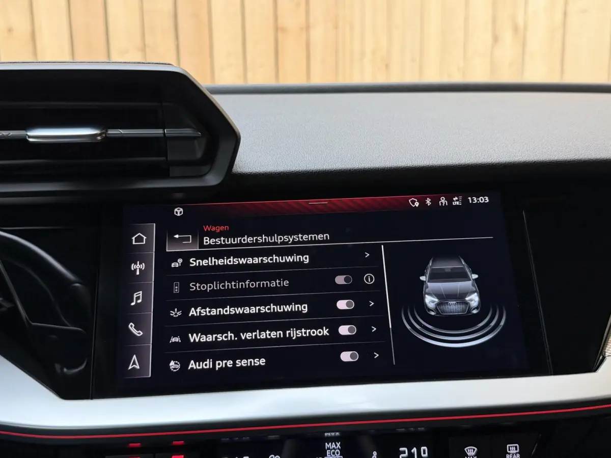 40 TFSI e Advanced edition SoH 97,6% | Apple CarPlay/Android Auto | Cruise & climate control | LED verlichting | Navigatiesysteem | Sfeerverlichting | Sportstoelen | Parkeersensoren achter |