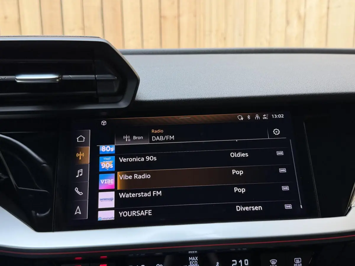 40 TFSI e Advanced edition SoH 97,6% | Apple CarPlay/Android Auto | Cruise & climate control | LED verlichting | Navigatiesysteem | Sfeerverlichting | Sportstoelen | Parkeersensoren achter |