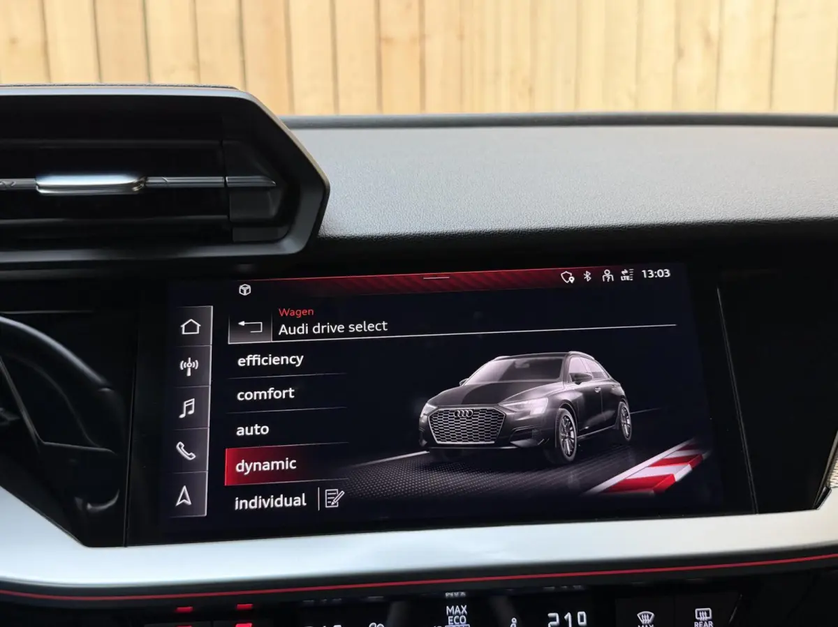 40 TFSI e Advanced edition SoH 97,6% | Apple CarPlay/Android Auto | Cruise & climate control | LED verlichting | Navigatiesysteem | Sfeerverlichting | Sportstoelen | Parkeersensoren achter |